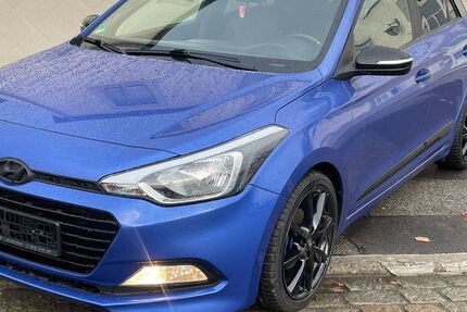 Hyundai i20 125.410 km 8.380 &euro; Theres 97531