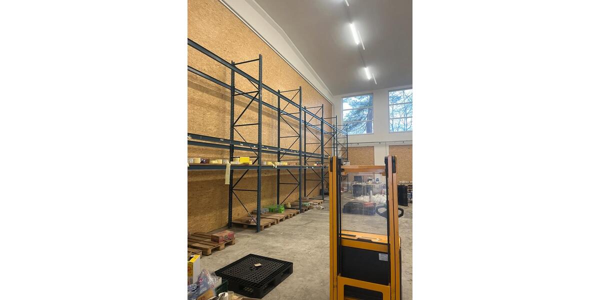 Lager Produktionshalle 247 m2 in 33104 Pb zu vermieten zimmer