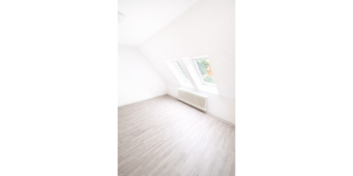 Etagenwohnung Hatten Sandhatten - 3 Zimmer, 100 m&sup2;, 845&euro; | Angebot:25246466