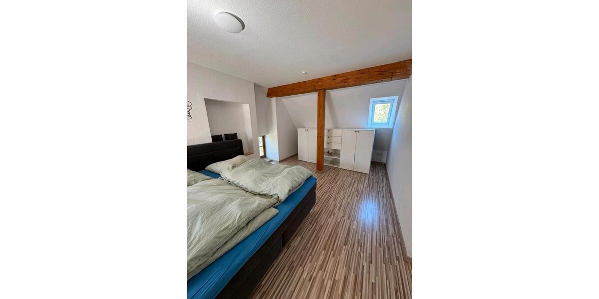 Dachgeschoßwohnung Worpswede - 4 Zimmer, 120 m&sup2;, 1.500&euro; | Angebot:26412622
