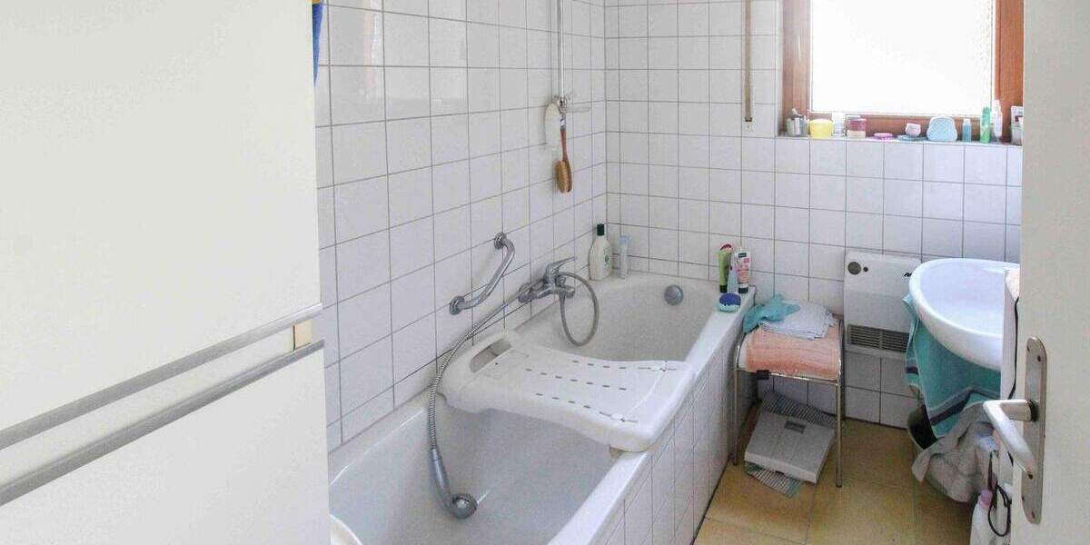 Mehrfamilienhaus, Wohnhaus Leinfelden-Echterdingen Stetten - 8 Zimmer, 225 m&sup2;, 890.000&euro; | Angebot:24974471