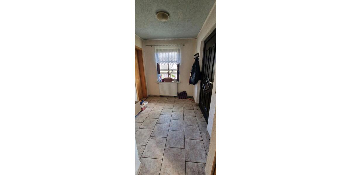 Doppelhaushälfte Gnoien - 5 Zimmer, 120 m&sup2;, 90.000&euro; | Angebot:24864516