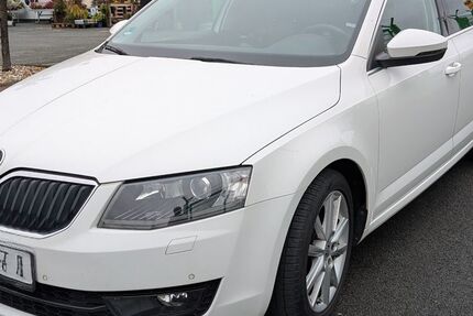 Skoda Octavia 205.000 km 9.890 € Bad Wünnenberg 33181