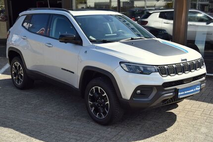 Jeep Compass 40.663 km 22.990 &euro; Stuhr / Bremen-Brinkum 28816