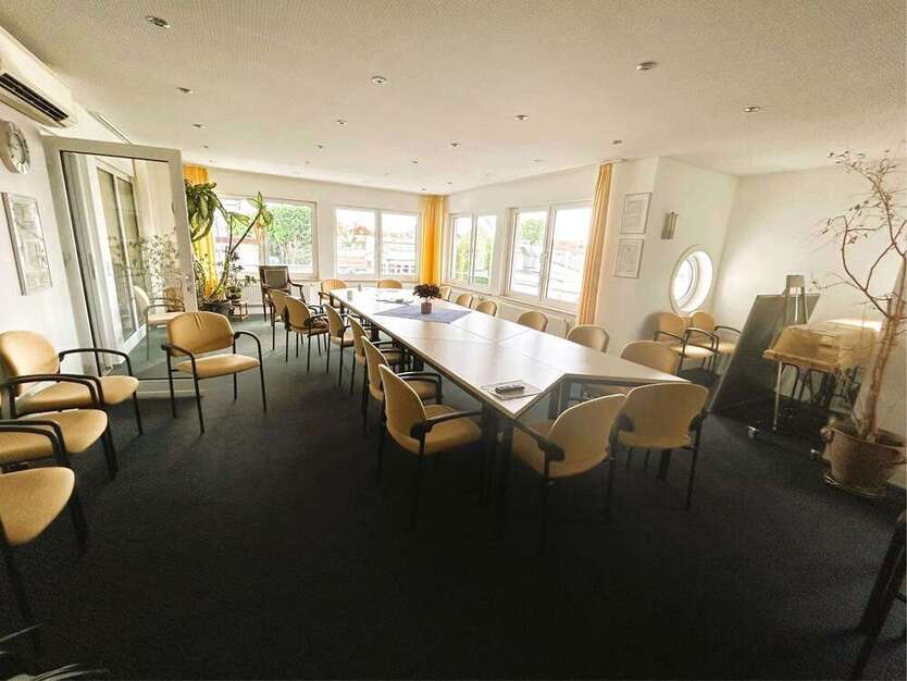 Büro in Bad Vilbel 1.850.000 € 2323 m²