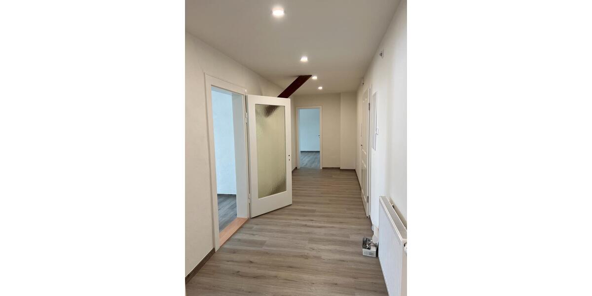 4-Raum-Dachgeschoss-Wohnung im Bahnhof Sohland 4 zimmer