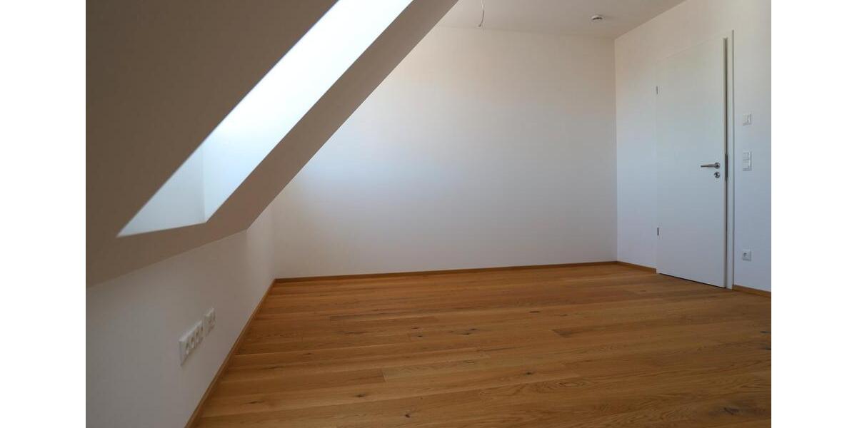 Maisonettenwohnung Oettingen in Bayern - 2.5 Zimmer, 89 m&sup2;, 1.100&euro; | Angebot:24877172