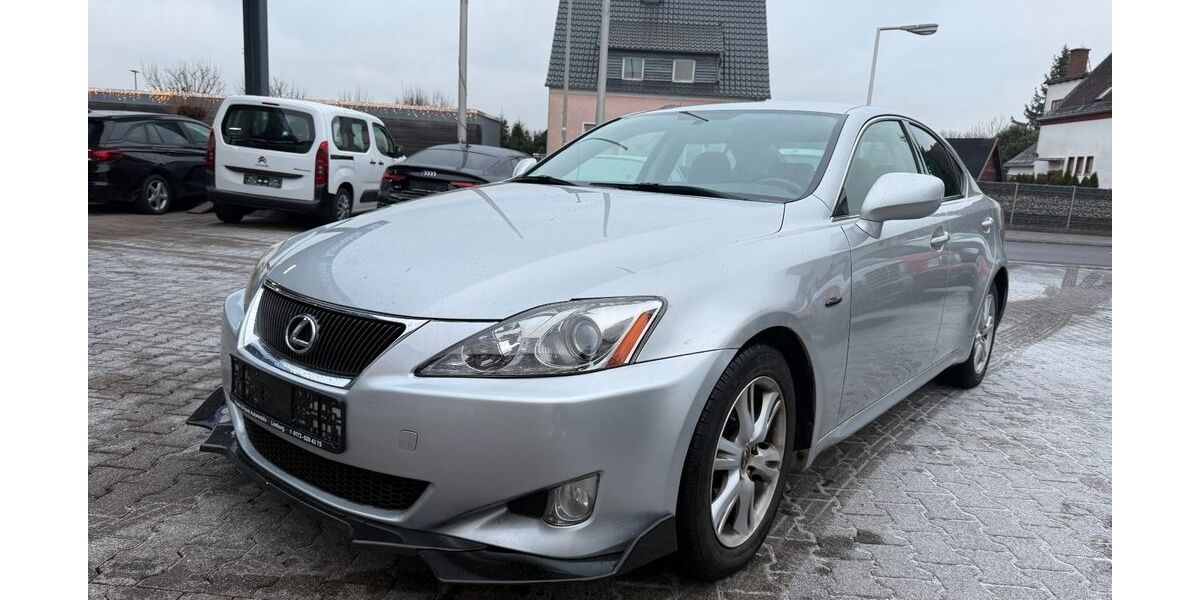 Lexus IS 250 233.000 km 5.499 &euro; Elz 65604