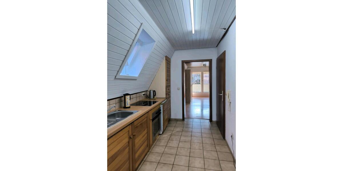 Dachgeschosswohnung in Fußgängerzone Tauberbischofsheim 1 zimmer