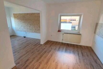 Haus Löhne - 4 Zimmer, 70 m&sup2;, 1.100&euro; | Angebot:16839327