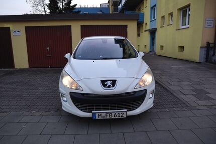 Peugeot 308 145.000 km 4.500 &euro; München 81549