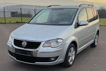VW Touran 247.485 km 3.900 &euro; Bensheim 64625