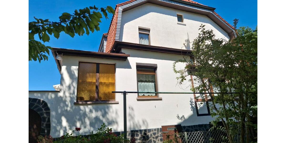 Doppelhaushälfte Dessau-Roßlau Dessau - 8 Zimmer, 175 m&sup2;, 300.000&euro; | Angebot:27001541