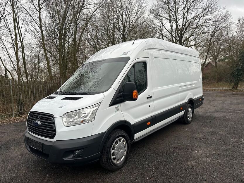 Ford Transit 88.976 km 17.731 € Minden 32429