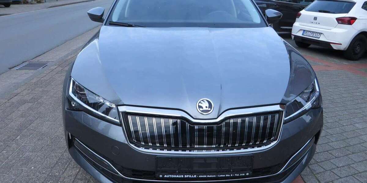 Skoda Superb 13.700 km 30.470 &euro; Bakum 49456