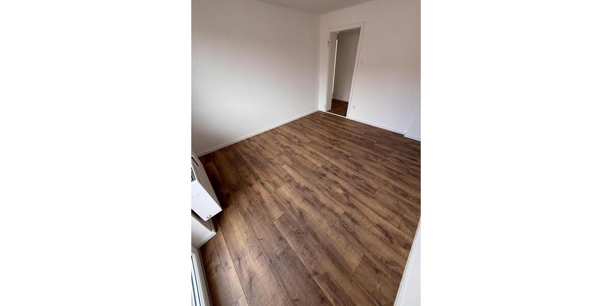 Dachgeschoßwohnung Stadtbergen - 3 Zimmer, 61 m&sup2;, 1.290&euro; | Angebot:25309256