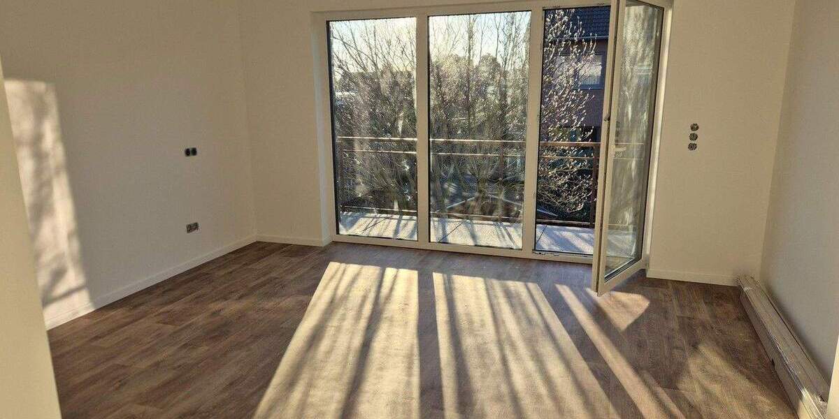 Reihenendhaus Mönchengladbach Windberg - 9 Zimmer, 200 m&sup2;, 2.350&euro; | Angebot:24735774