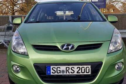 Hyundai i20 146.000 km 2.200 € Solingen 42653