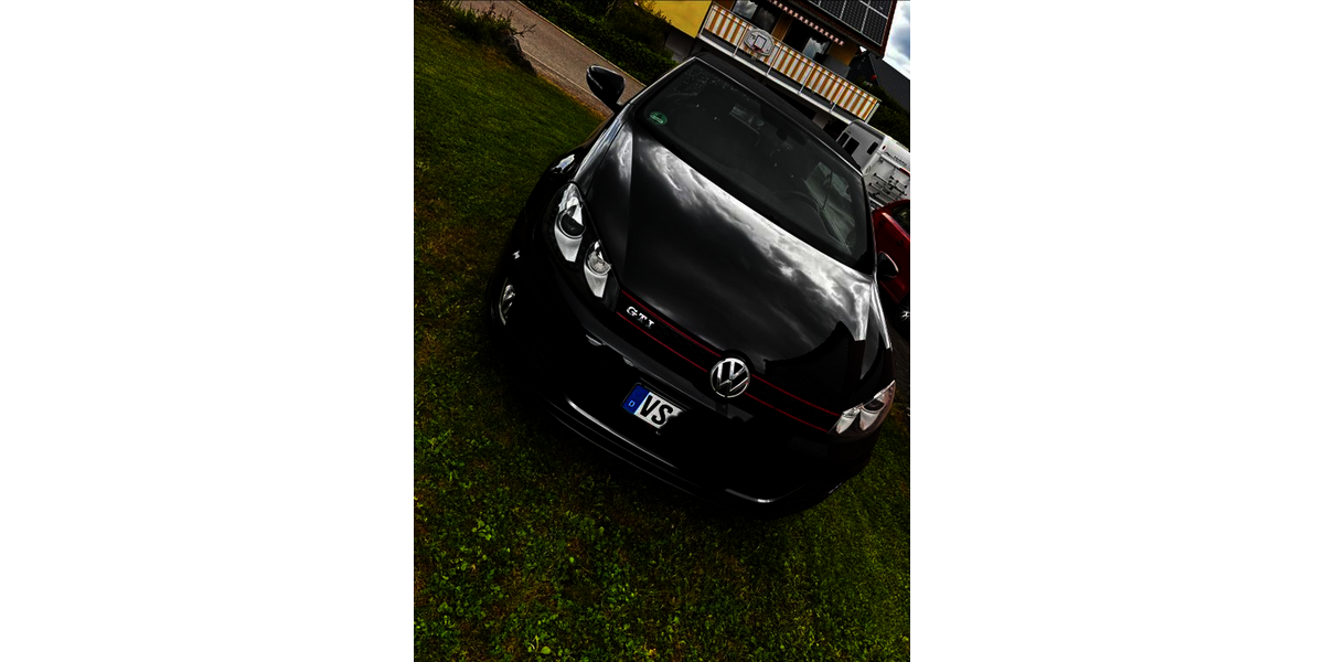 VW Golf 123.000 km 15.555 &euro; Niedereschach 78078