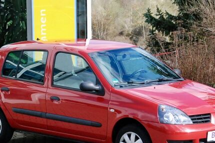 Renault Clio 147.890 km 1.650 &euro; Dornburg - Camburg 07774