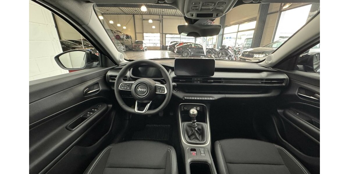 Jeep Avenger 1.2 Altitude Kamera JBL Soundsystem 27.213 km 20.450 &euro; Lich 35423