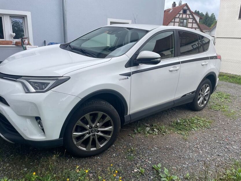 RAV 4
