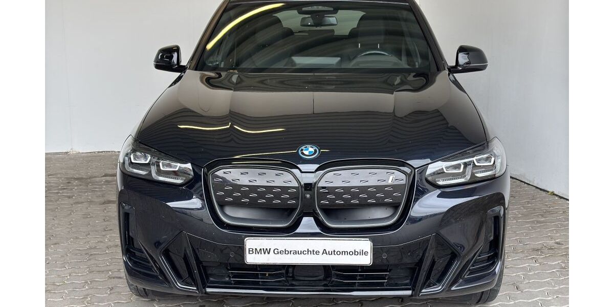 BMW iX3 28.029 km 42.490 &euro; Heilbronn 74076