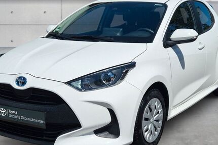 Toyota Yaris 26.475 km 18.690 &euro; Pirna 01796