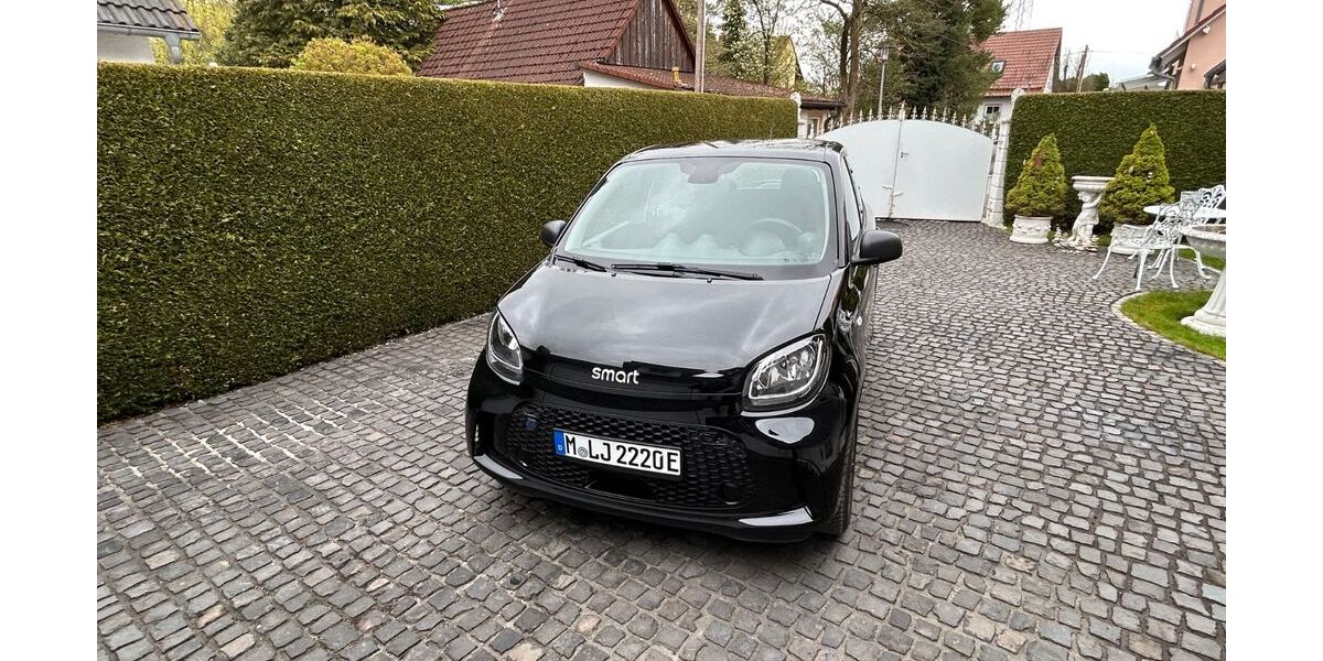 Smart ForFour 37.920 km 10.380 &euro; München 80995