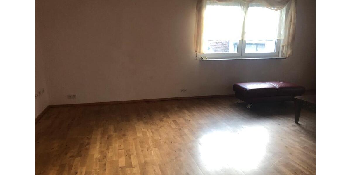 Reihenhaus Bad Ditzenbach - 6 Zimmer, 160 m&sup2;, 1.500&euro; | Angebot:23488856