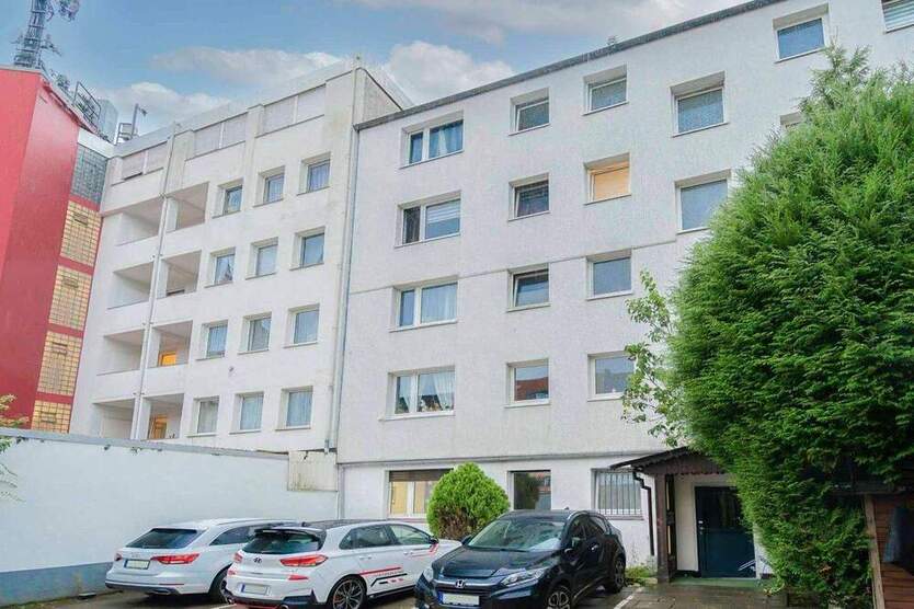 Mehrfamilienhaus mit 11 Wohn- sowie 2 Gewerbeeinheiten in Gelsenkirchen Bulmke-Hüllen 2 zimmer