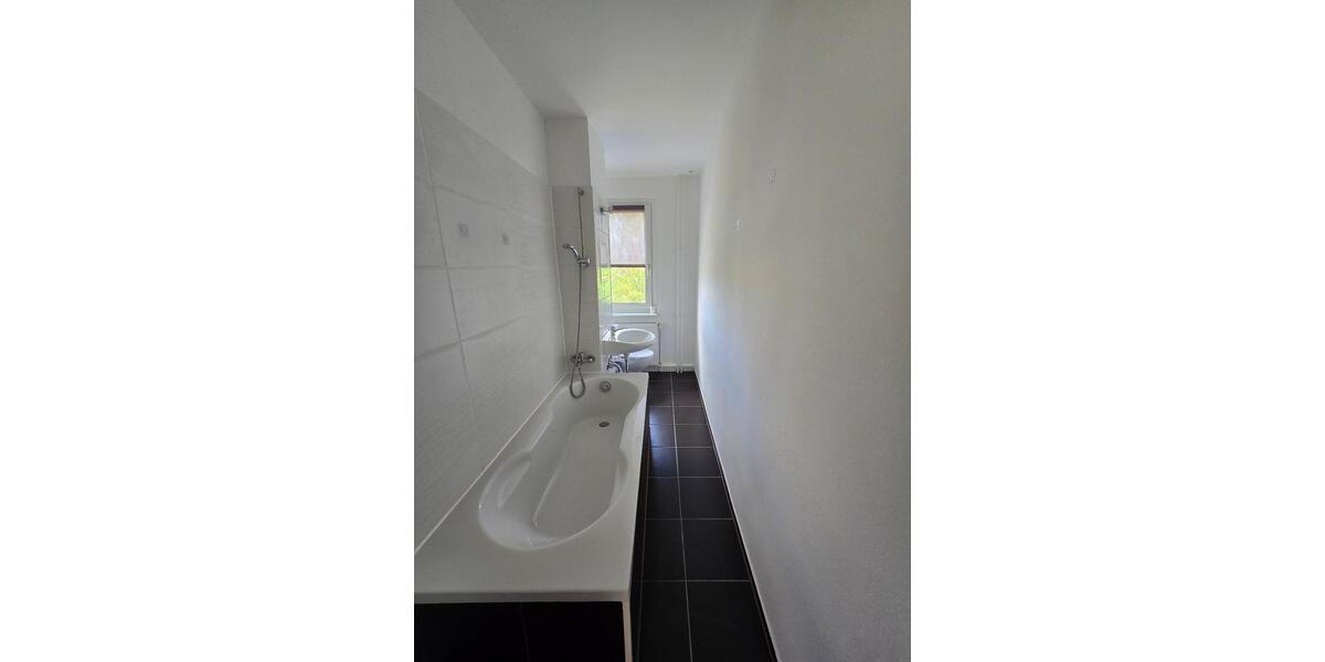 Etagenwohnung Malchin - 2 Zimmer, 45 m&sup2;, 330&euro; | Angebot:26125238