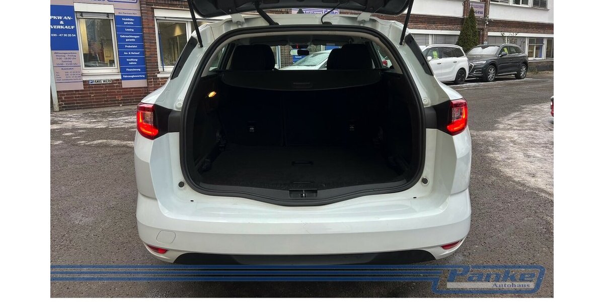 Renault Megane Life IV Grandtour 100*Tempo*Bluetooth*AC* 75.000 km 7.980 &euro; Berlin 13187