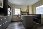 Walmdachhaus mit Einliegerwohnung, Doppelgarage, Bj. 2020, Salzwasserpool mit Gegenstromanlage - Einfamilienhaus Geisenhausen Geisenhausen | Angebot:26914490