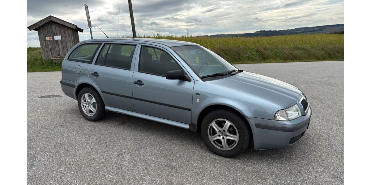 Skoda Octavia 242.567 km 1.111 &euro; Eichendorf 94428