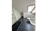 zentrumsnahe 3,5 Zimmer Wohnung mit Einbauküche, Blick über Friedrichroda, Stellplatz, Gartenanteil und Keller