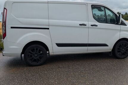 Ford Transit Custom 197.000 km 9.250 &euro; Titz 52445