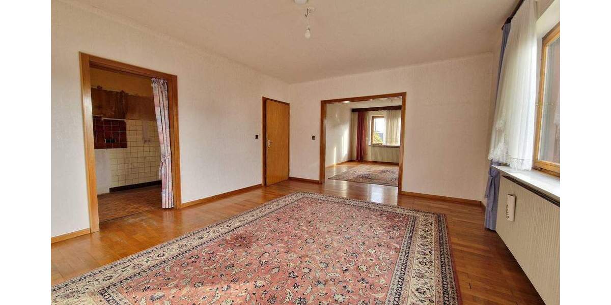 Einfamilienhaus Tholey - 8 Zimmer, 150 m&sup2;, 200.000&euro; | Angebot:25600966