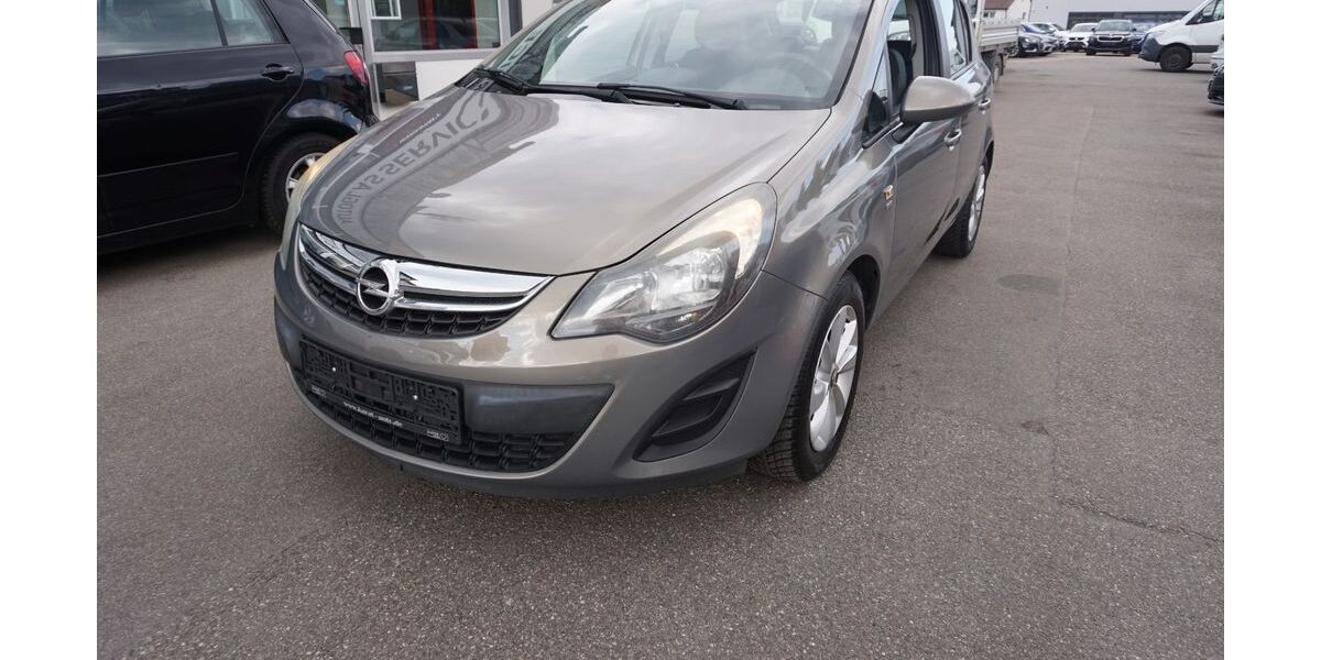 Opel Corsa 96.000 km 5.450 &euro; Böblingen 71032