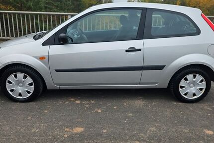 Ford Fiesta 198.500 km 1.999 &euro; Vellmar 34246