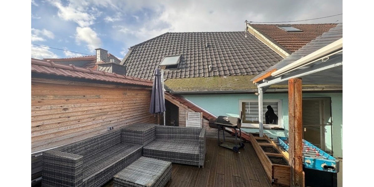 Großzügiges Einfamilienhaus mit Dachterrasse, Scheune und zusätzlichem Grundstück - Einfamilienhaus Weiler bei Monzingen | Angebot:26268955