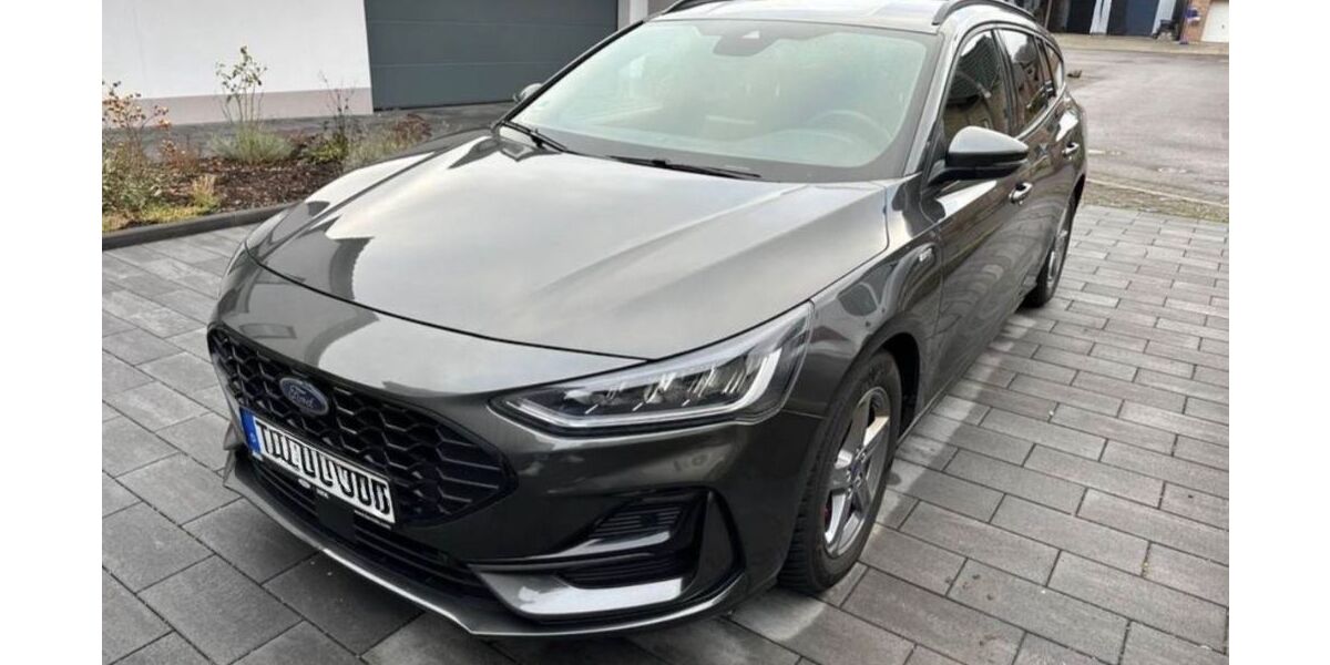 Ford Focus 72.000 km 19.990 &euro; Newel 54309