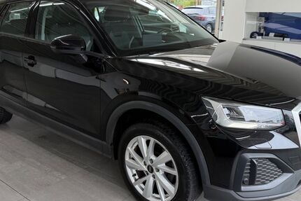 Audi Q2 57.000 km 17.990 € Braunschweig 38116