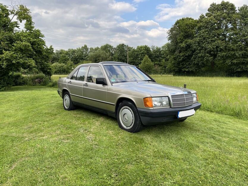 Mercedes-Benz 190 255.000 km 6.999 € Bönen 59199