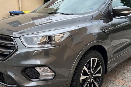 Ford Kuga 14.950 km 21.490 € Braubach 56338
