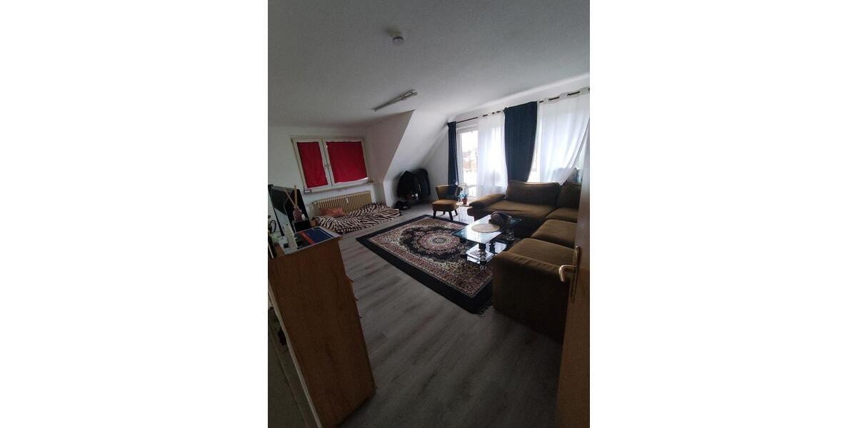 Dachgeschoßwohnung Bremen Findorff - 2 Zimmer, 75 m&sup2;, 600&euro; | Angebot:25405233