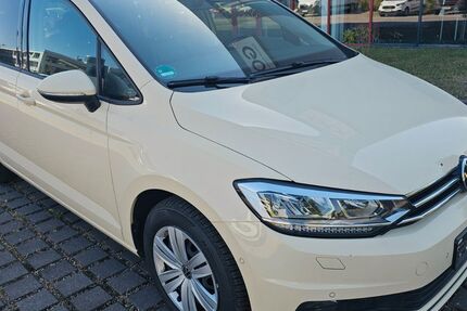 VW Touran 223.500 km 12.000 &euro; Leipzig 04209