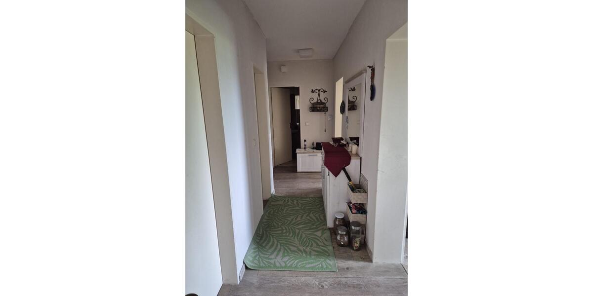Hochparterre Cham - 4 Zimmer, 100 m&sup2;, 280.000&euro; | Angebot:27095824