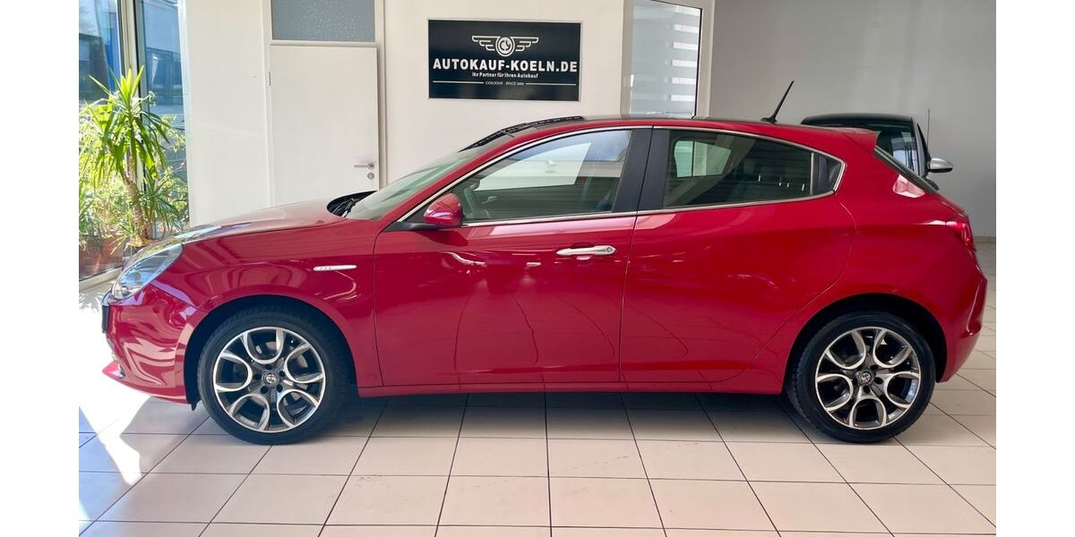 Alfa Romeo Giulietta 145.000 km 10.990 &euro; Köln 51067