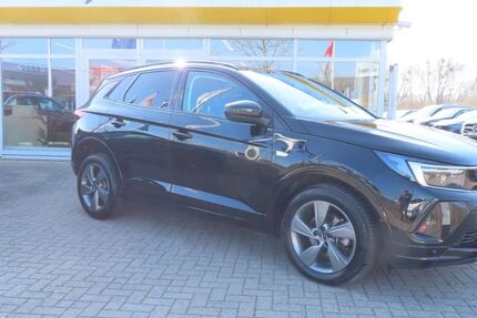 Opel Grandland (X) 17.240 km 21.790 &euro; Schwerin 19057